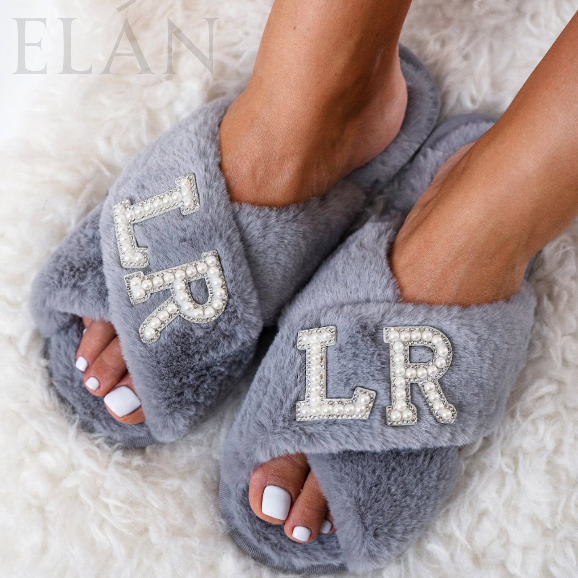 Custom Fluffy Slippers Bridal Shower Favors Personalized Bridal Mrs. Pearls Sparkly Comfy Faux Furry Slippers Wedding Bridesmaid Gifts Maid