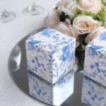 Pack White Blue Chinoiserie Floral Print Paper Cube Gift Boxes With Lids 1 1